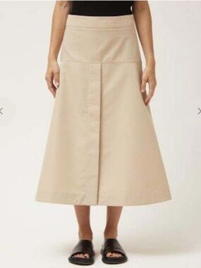 STUDIO NICHOLSON
Carmen paneled front Vent Skirt Sz 2 = US 8